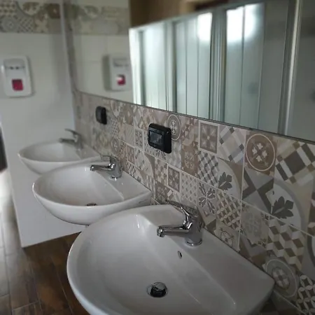 キャンプ場 Agricampeggio Abbruzzetti